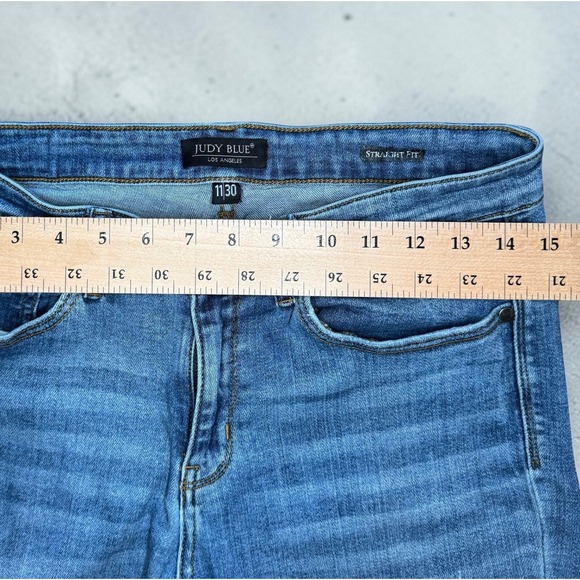 Judy Blue Straight Fit Distressed Released Hem Jeans Blue Womens Size 11/30 Used - Picture 5 of 12
